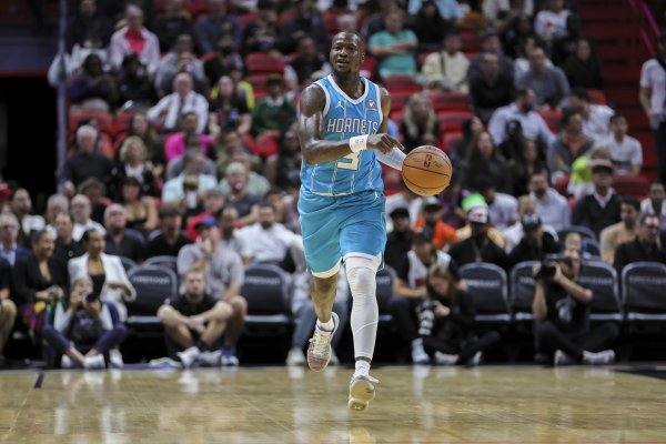 Haynes: NBA đã đưa ra tuyên bố đánh bạc về hành vi gian lận chấn thương của Rozier. Người thứ hai đã